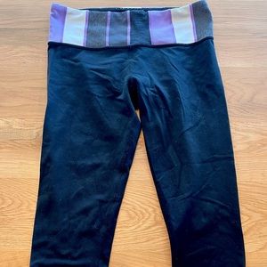 Lululemon cropped leggings | size 4 | purple striped waistband